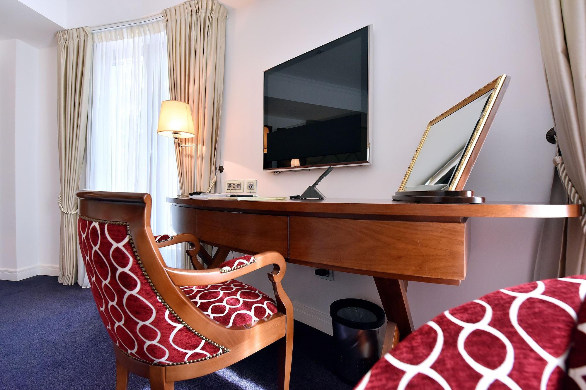 Ziya Otel 5*